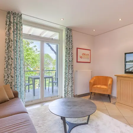 Wagenknecht, 15 Apartman *